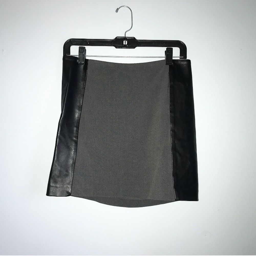 Kensie | leather paneled mini skirt size 6